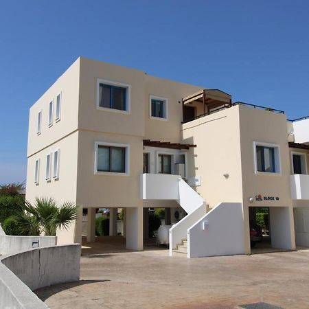 42 Beach Coast Apartment Polis Eksteriør bilde